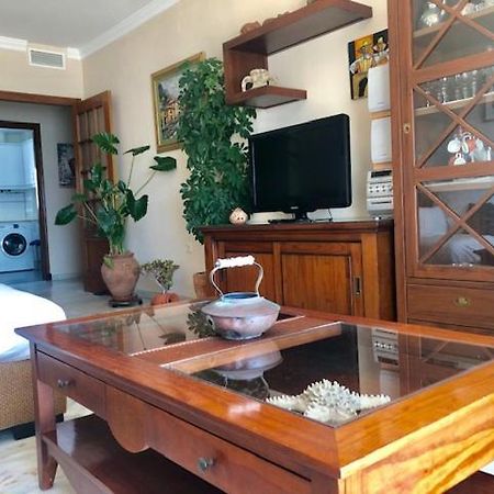 Gatu Premium Villa Isabel Terraza,Parking,1ºlinea Playa,Wifi,Vista Al Mar , Preferente Mayores De 25 Anos Y Familias 加的斯 外观 照片